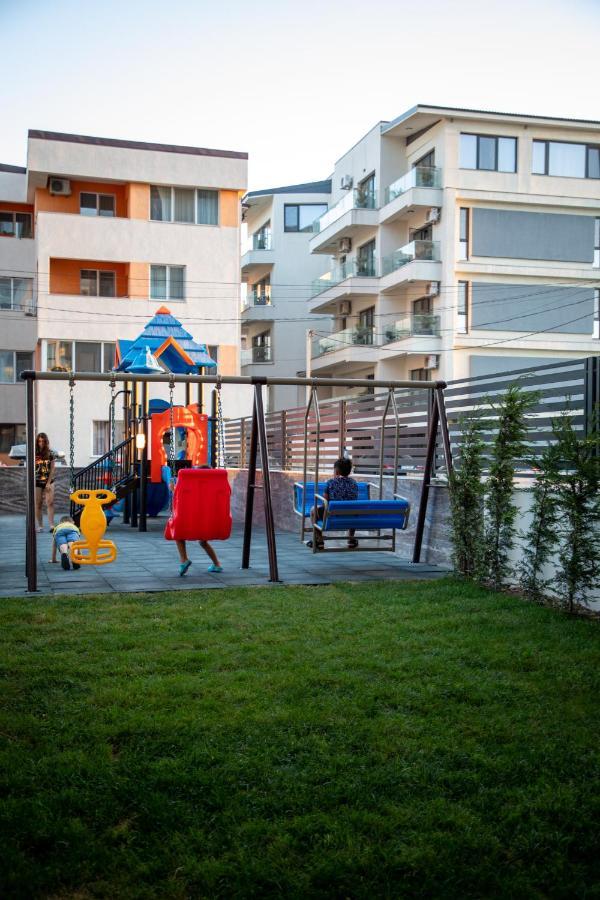 Mamaia Nord Nest Deluxe - Pool N Playground Apartment Exterior photo